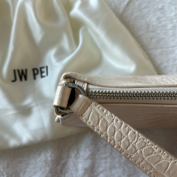JW PEI Women's Eva Shoulder Handbag w/ dust bag - Picture 8 of 10